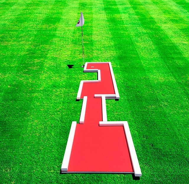 9 hole putt putt rentals DC image