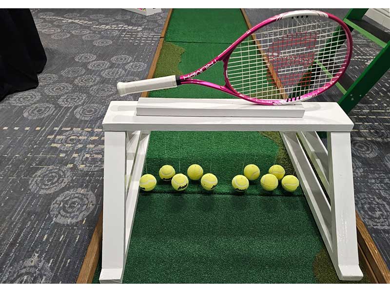 mini golf rentals image