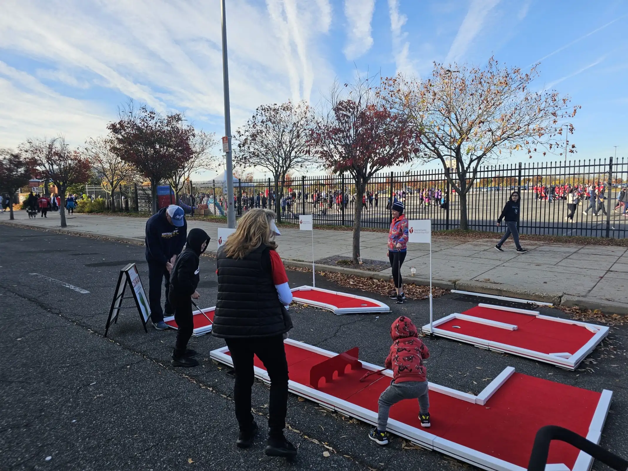 putt putt golf rentals image