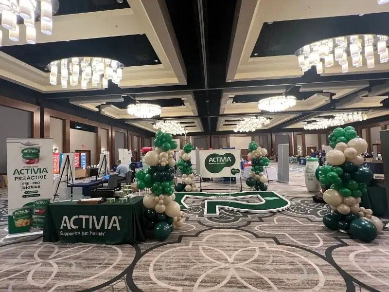 mini golf rentals image